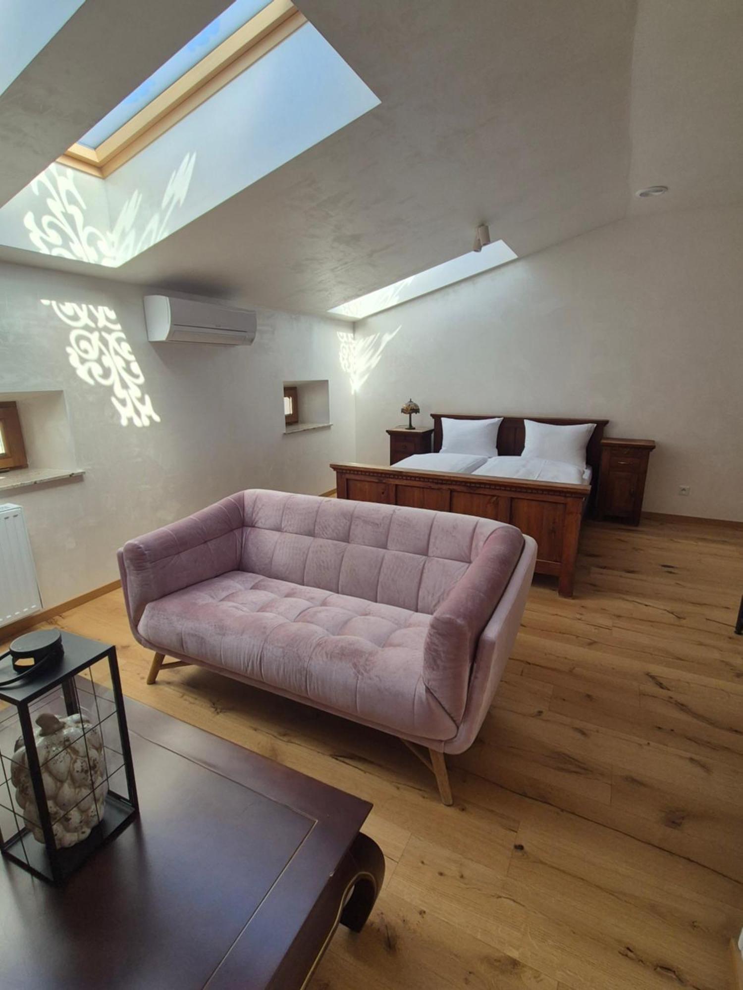 Aparthotel Miodowa 25 Kraków Exteriör bild
